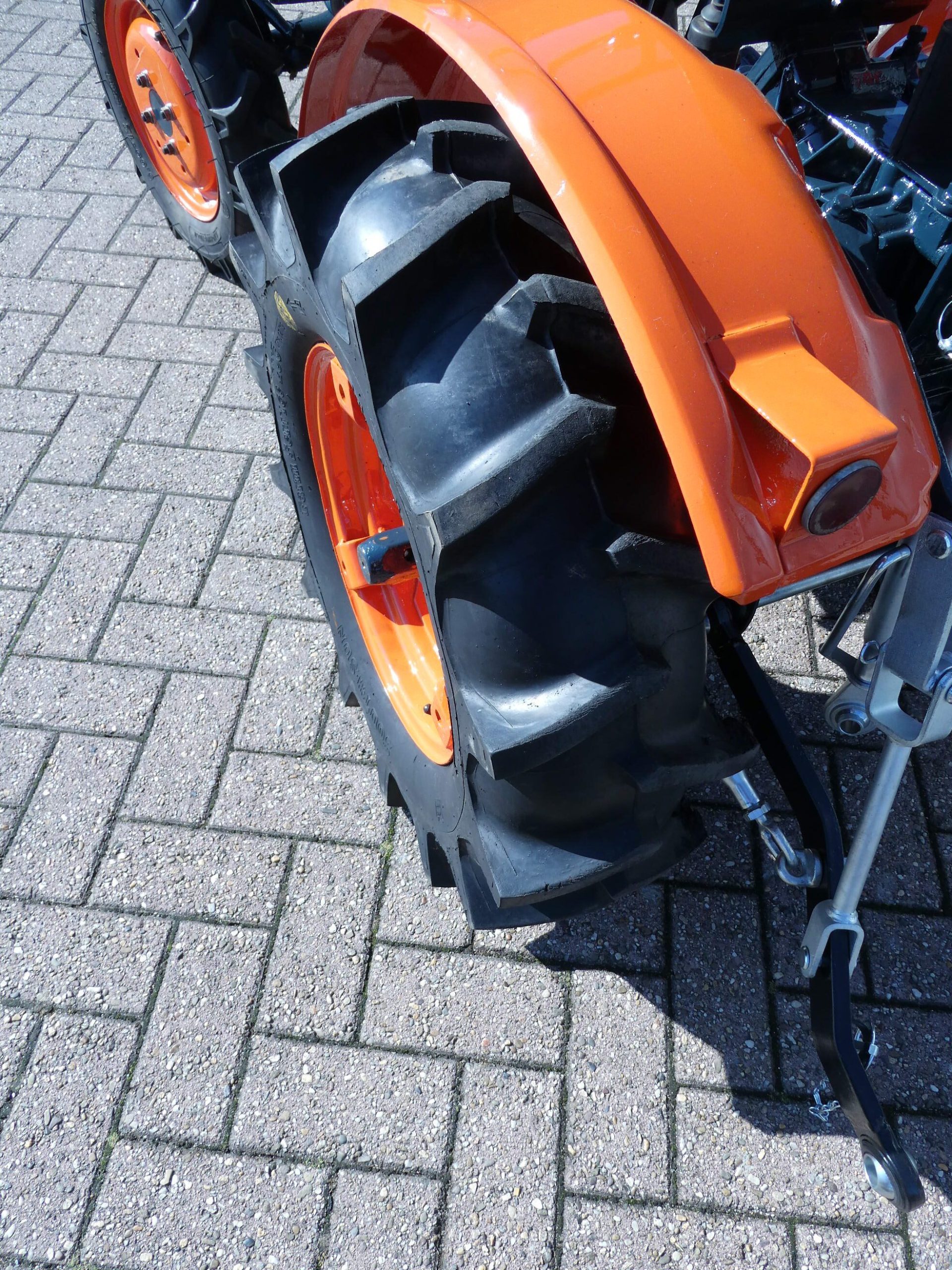 Kubota B6000 4wd - Afbeelding 13