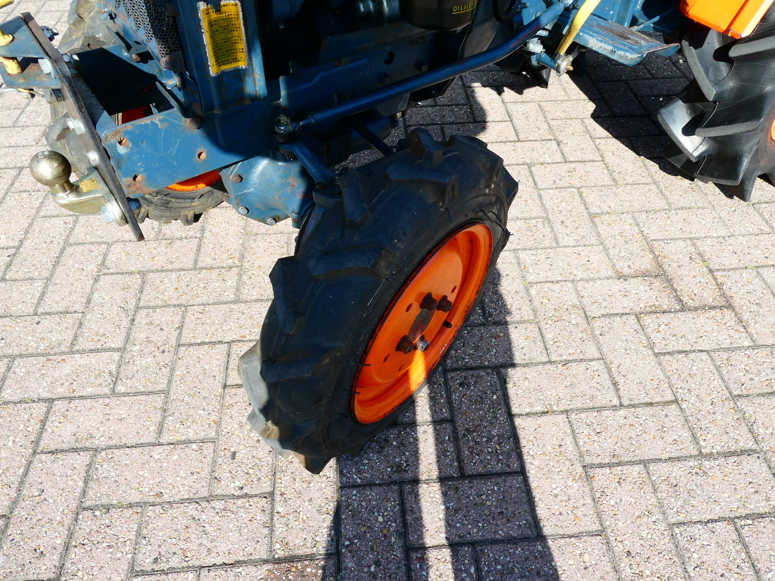Kubota B6000 4wd - Afbeelding 17