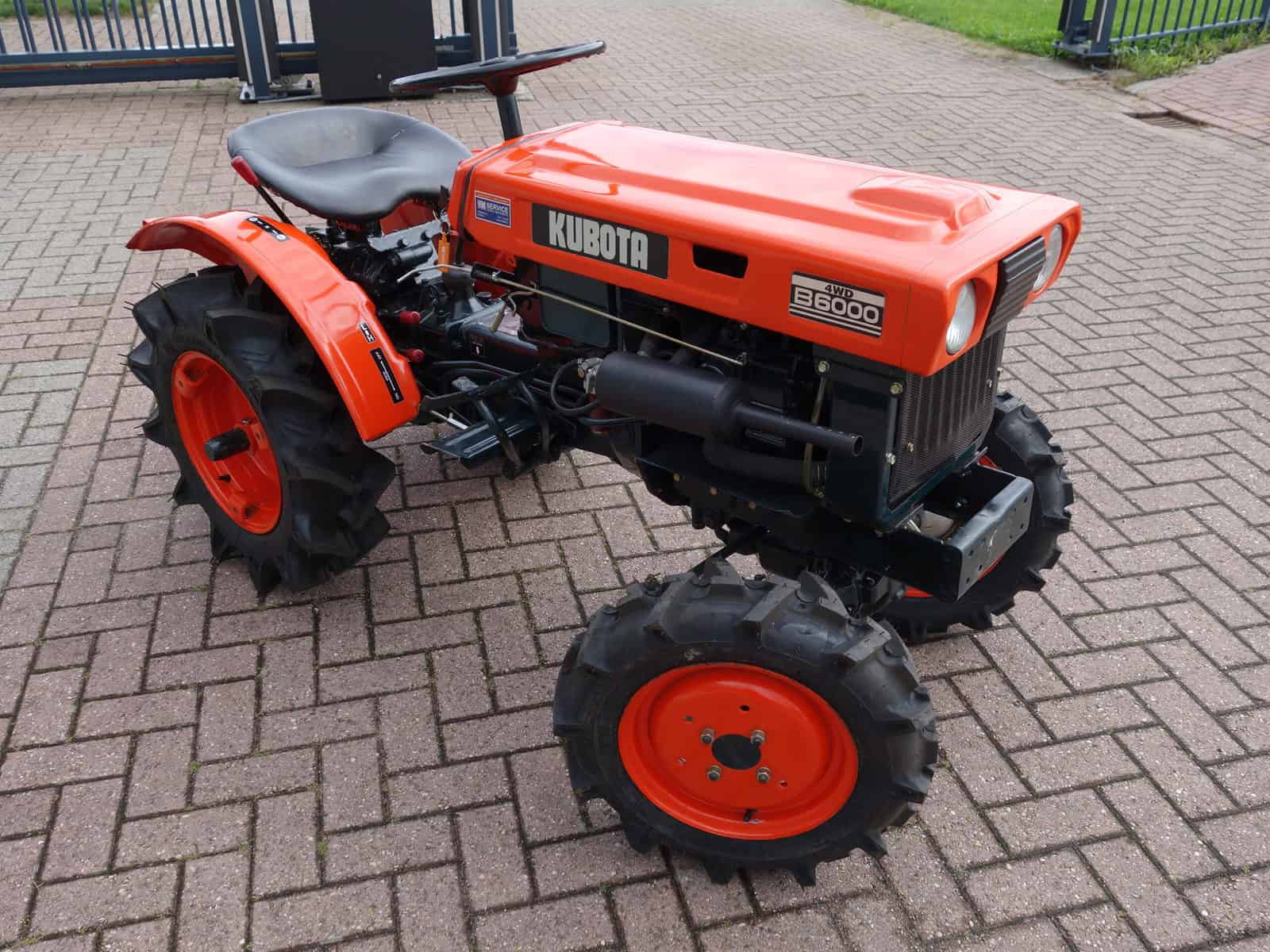 Kubota B6000 4wd - Afbeelding 2