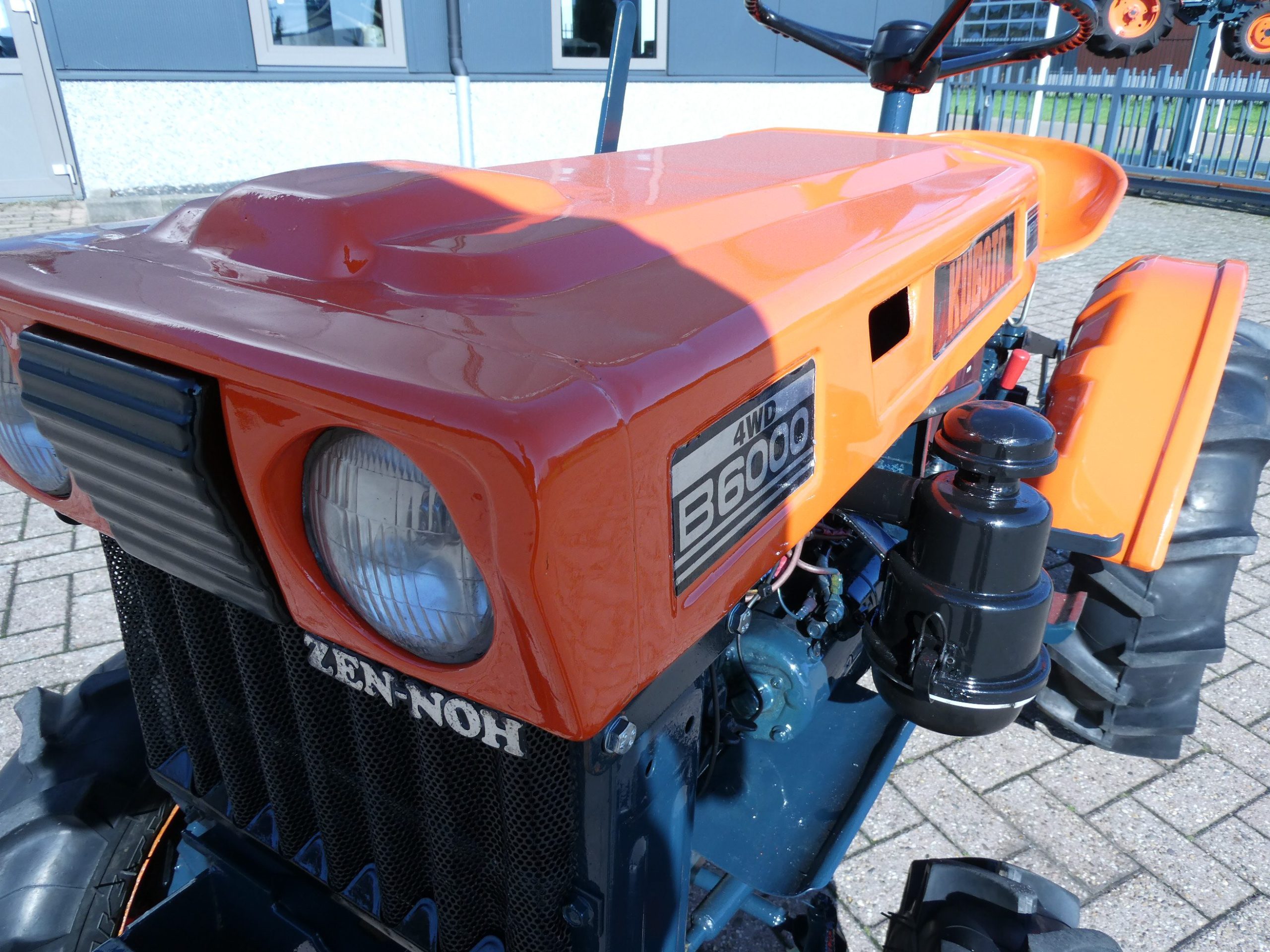 Kubota B6000 4wd - Afbeelding 4