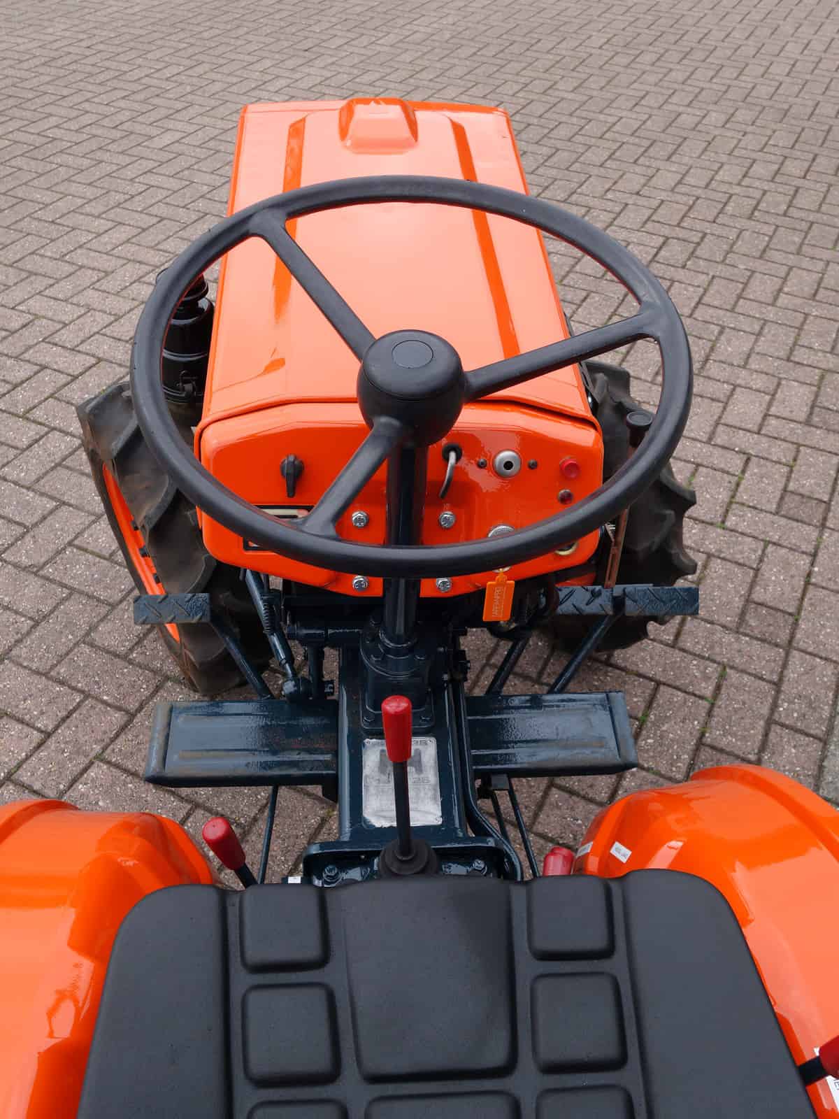 Kubota B6000 4wd - Afbeelding 8