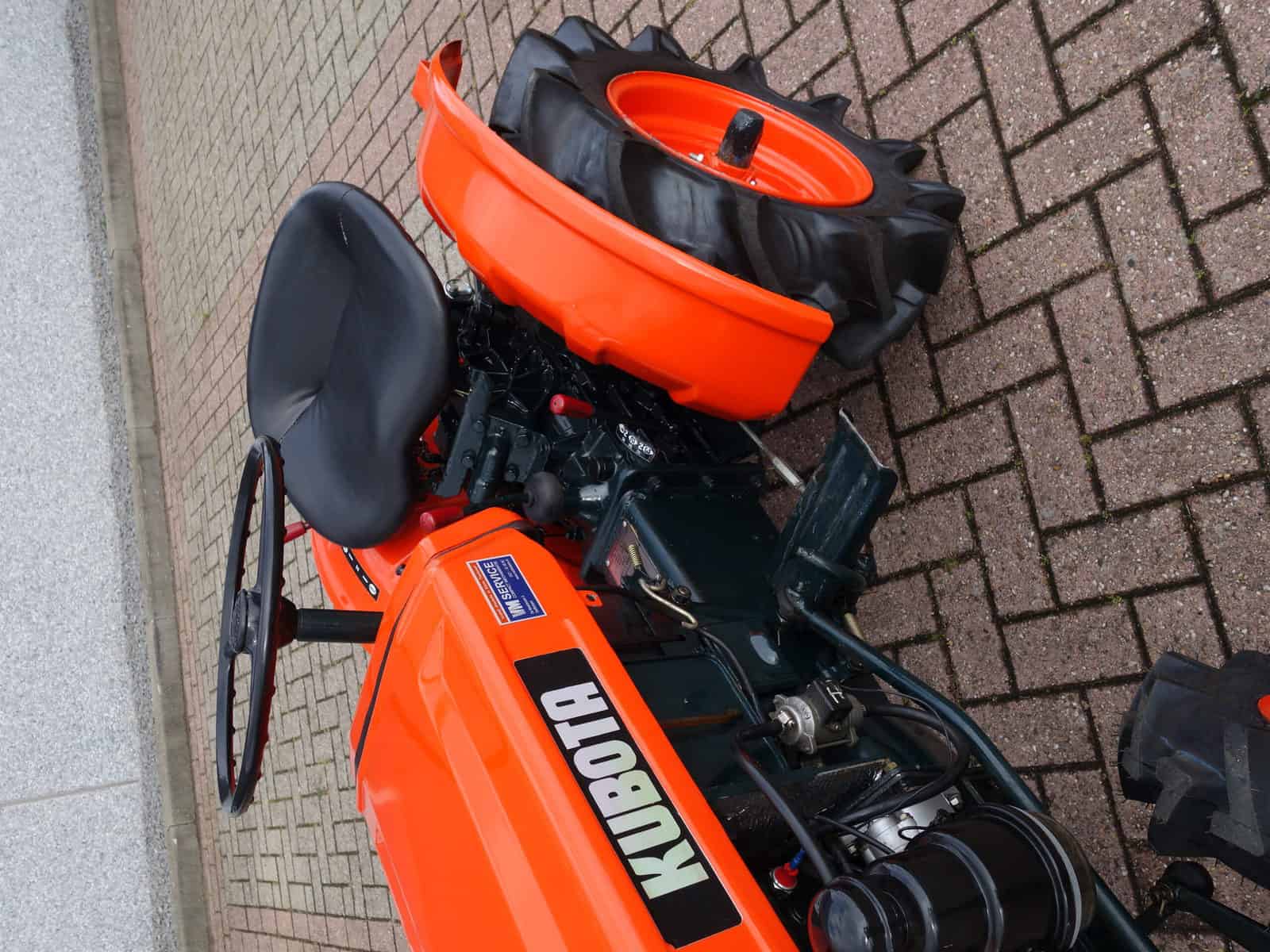 Kubota B6000 4wd - Afbeelding 8