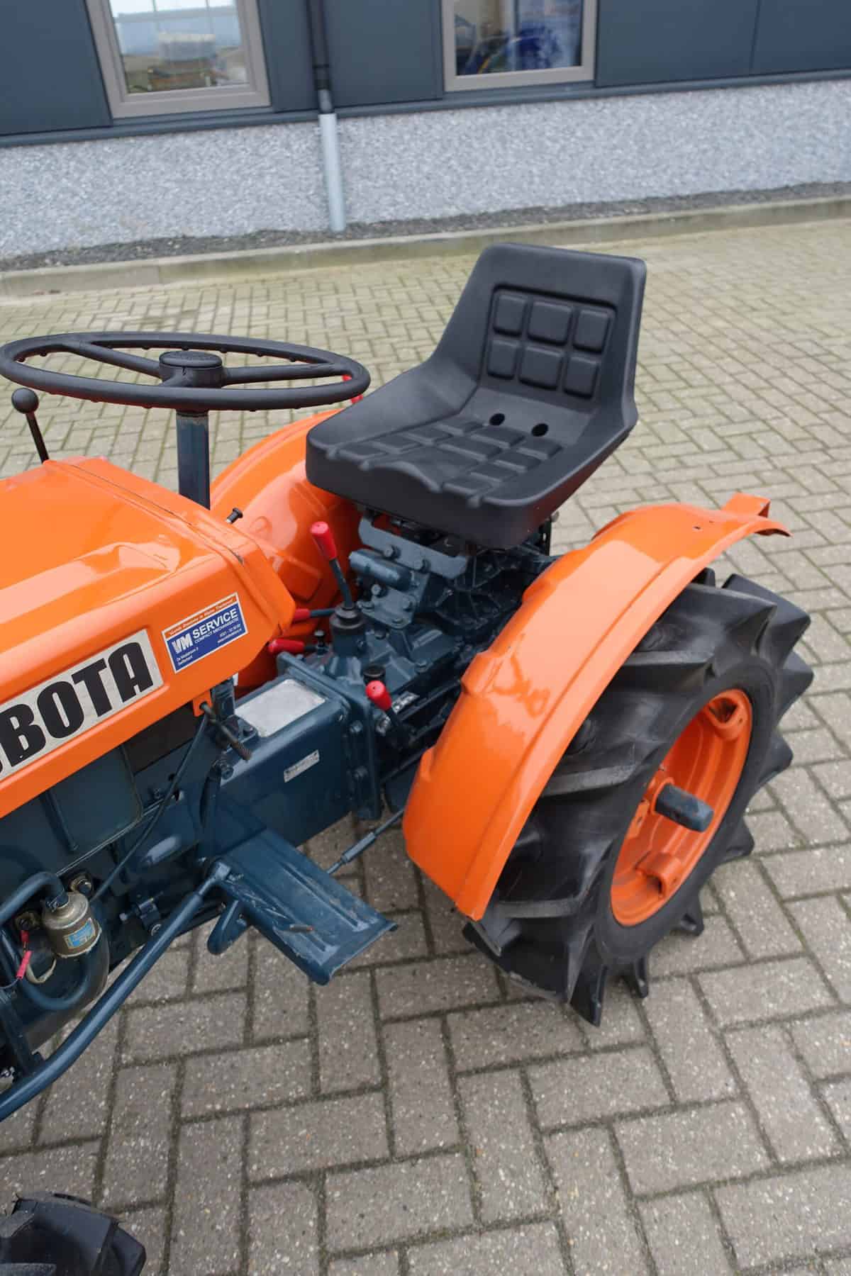 Kubota B6000 4wd - Afbeelding 8