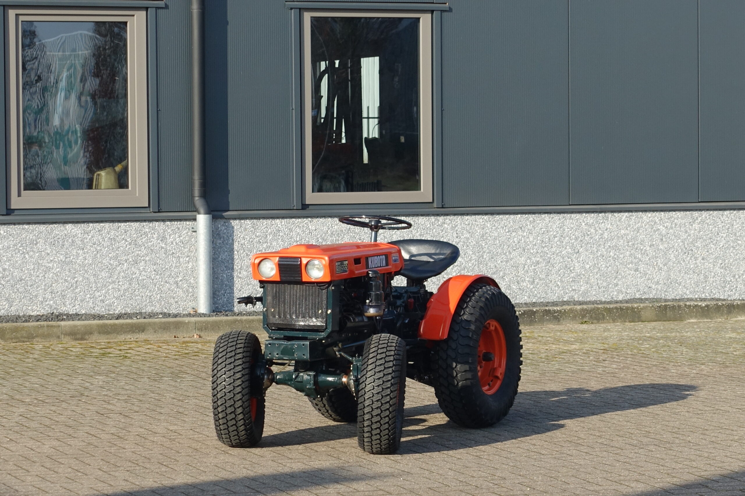 Kubota B6000 4wd