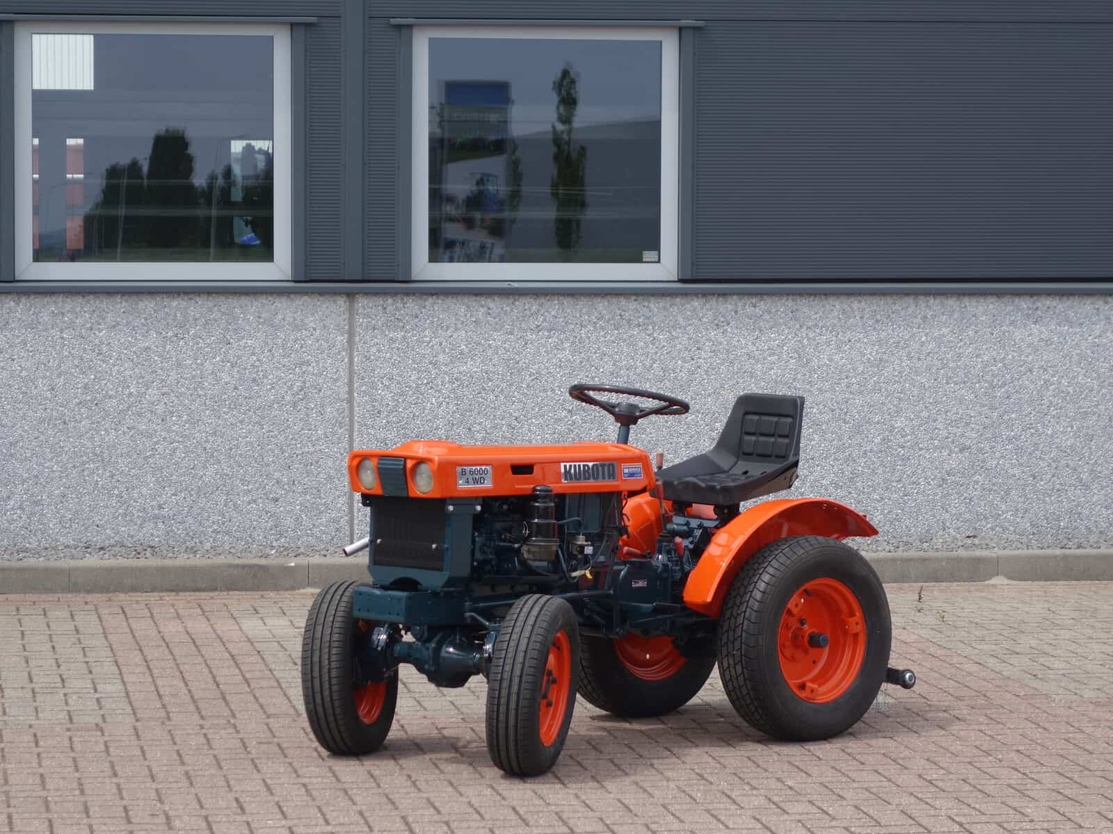 Kubota B6000 4wd