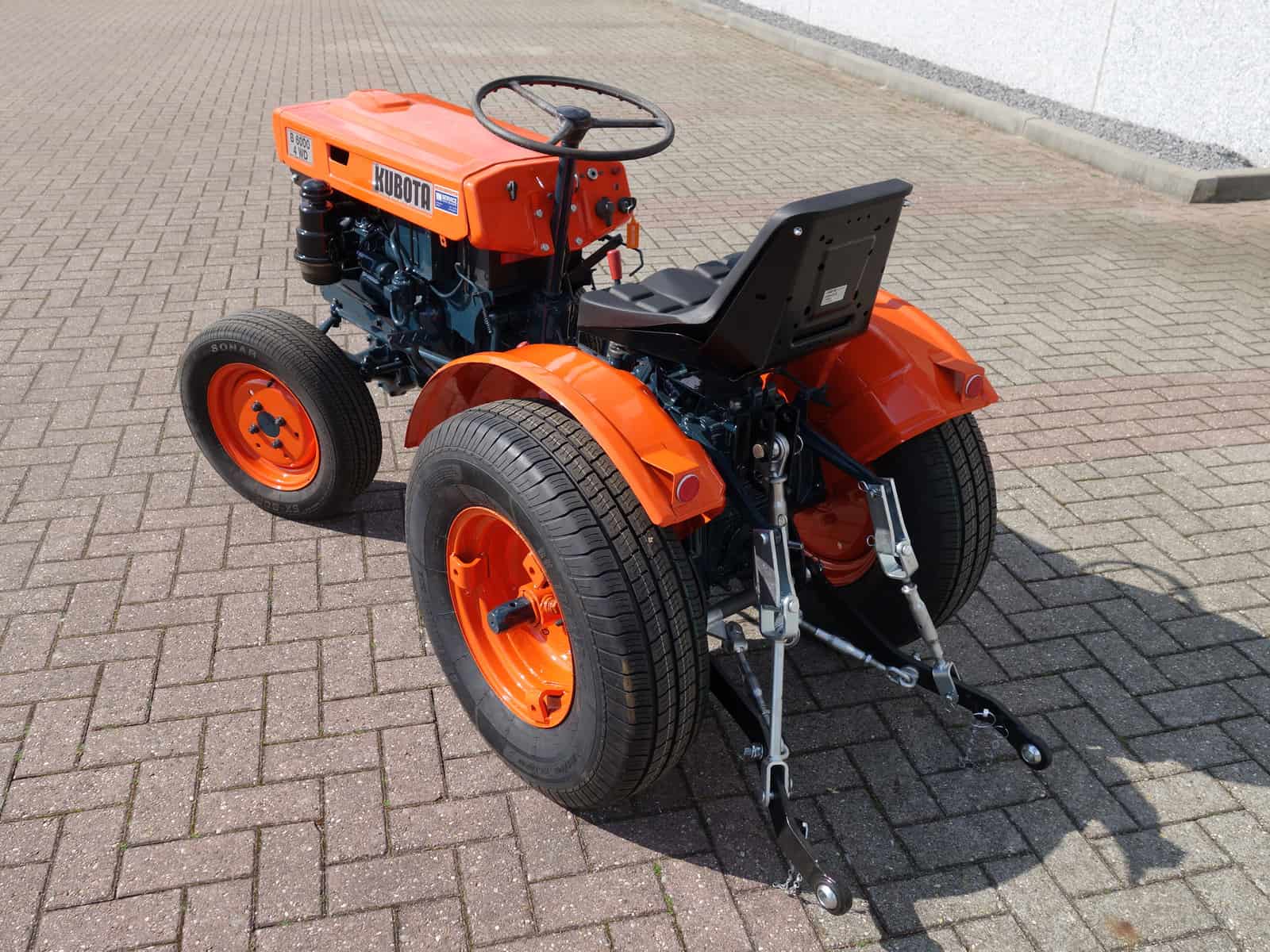 Kubota B6000 4wd - Afbeelding 9