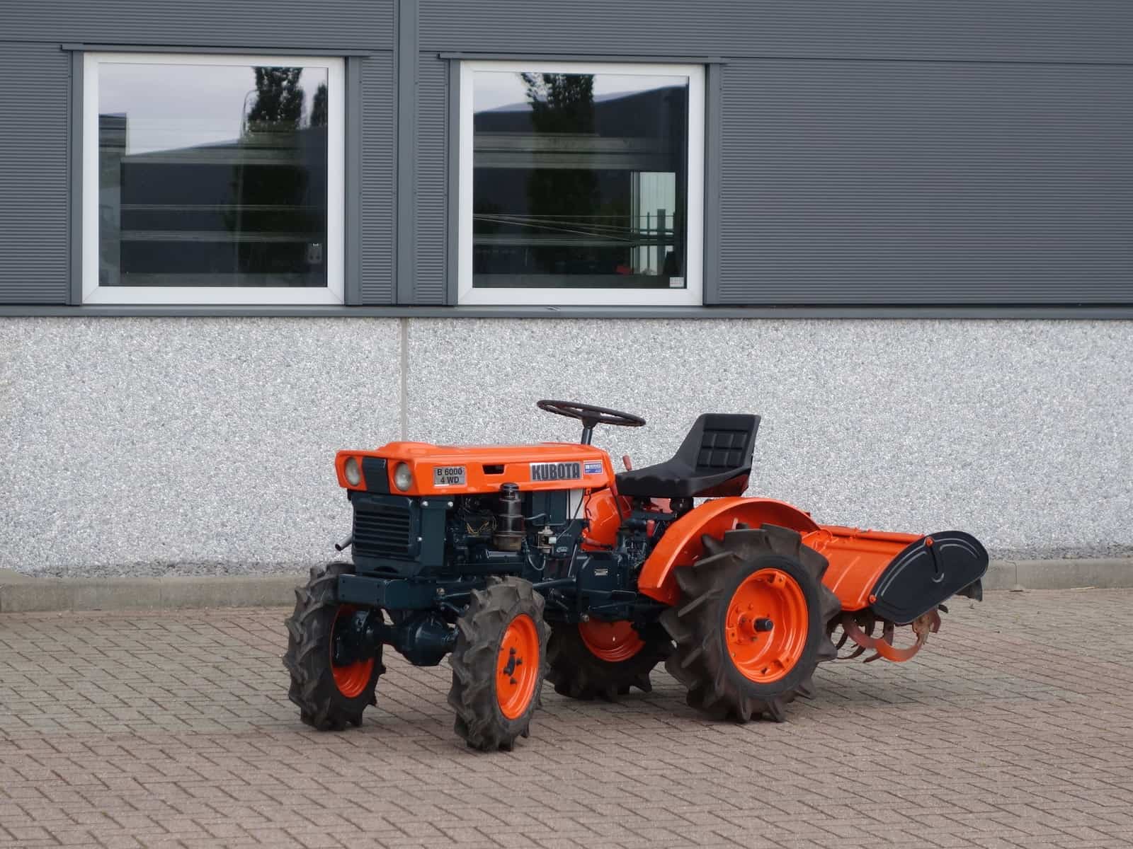 Kubota B6000 4wd