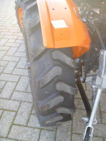Kubota B6000 4wd - Afbeelding 11