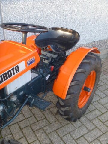 Kubota B6000 4wd - Afbeelding 6