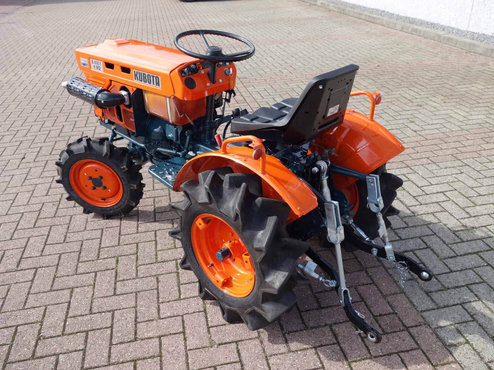 Kubota B6001 4wd - Afbeelding 10