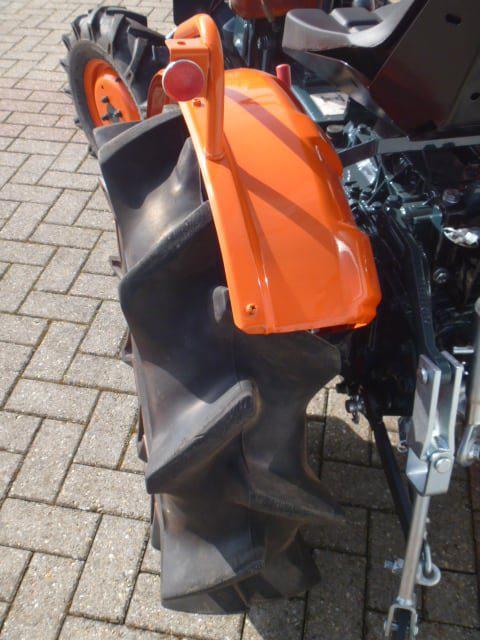 Kubota B6001 4wd - Afbeelding 13