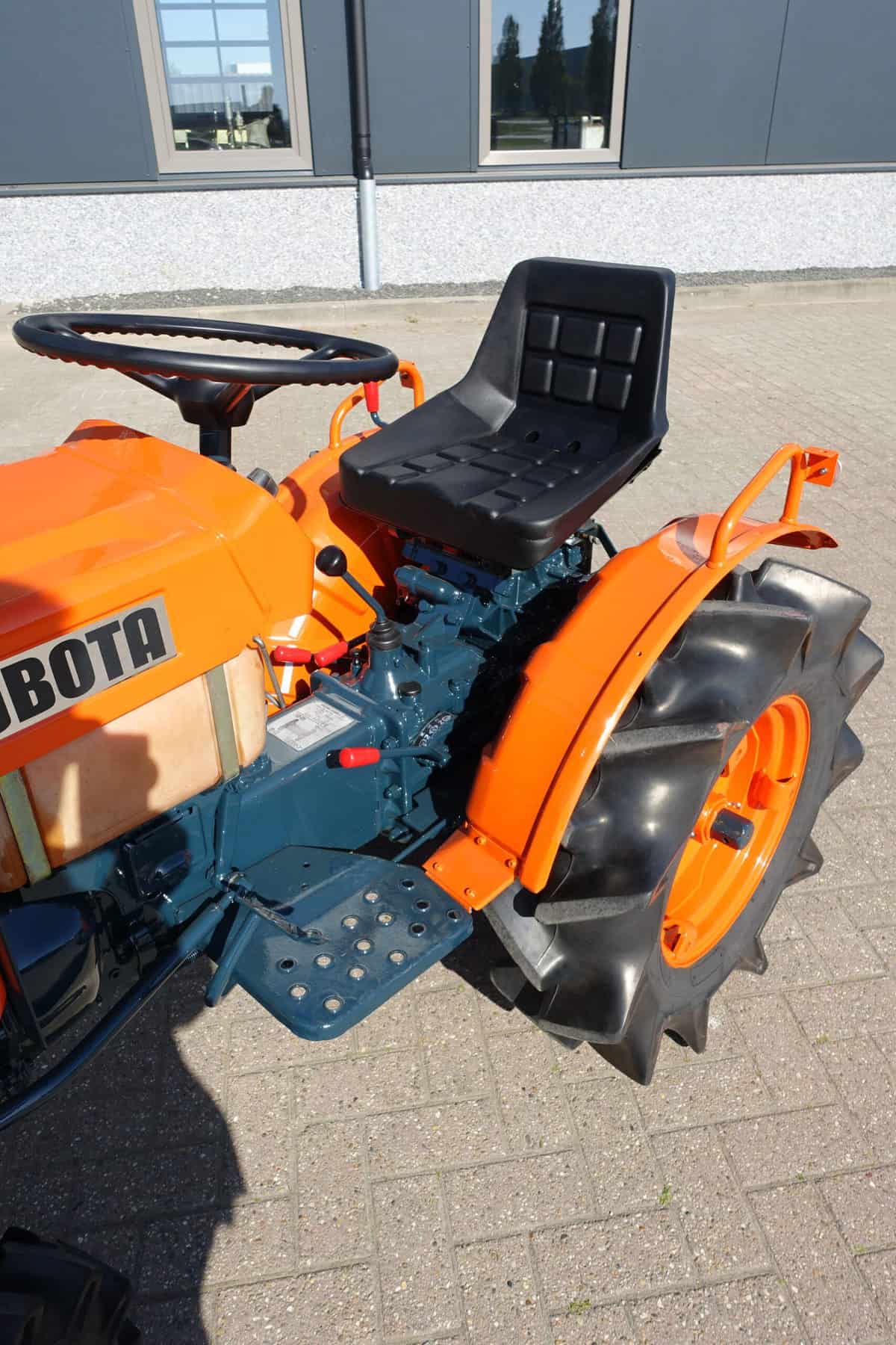 Kubota B6001 4wd - Afbeelding 8