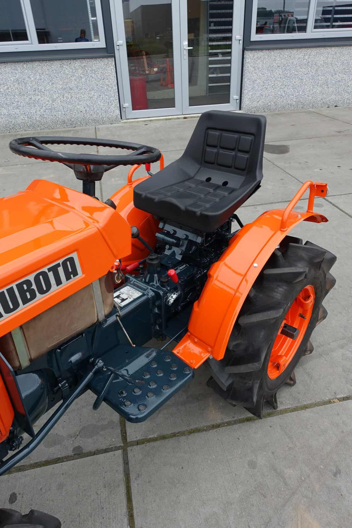 Kubota B6001 4wd - Afbeelding 8