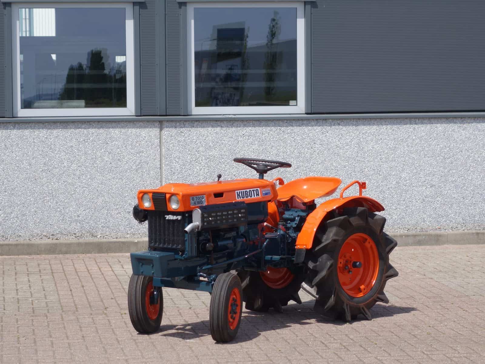 Kubota B7000 2wd
