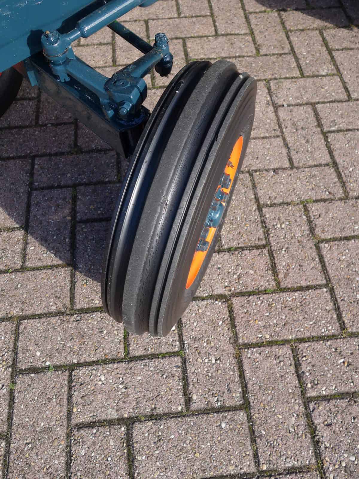 Kubota B7000 2wd - Afbeelding 14