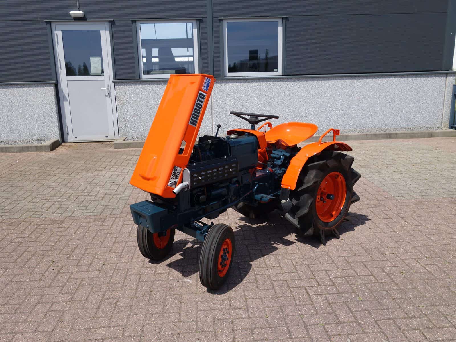 Kubota B7000 2wd - Afbeelding 16