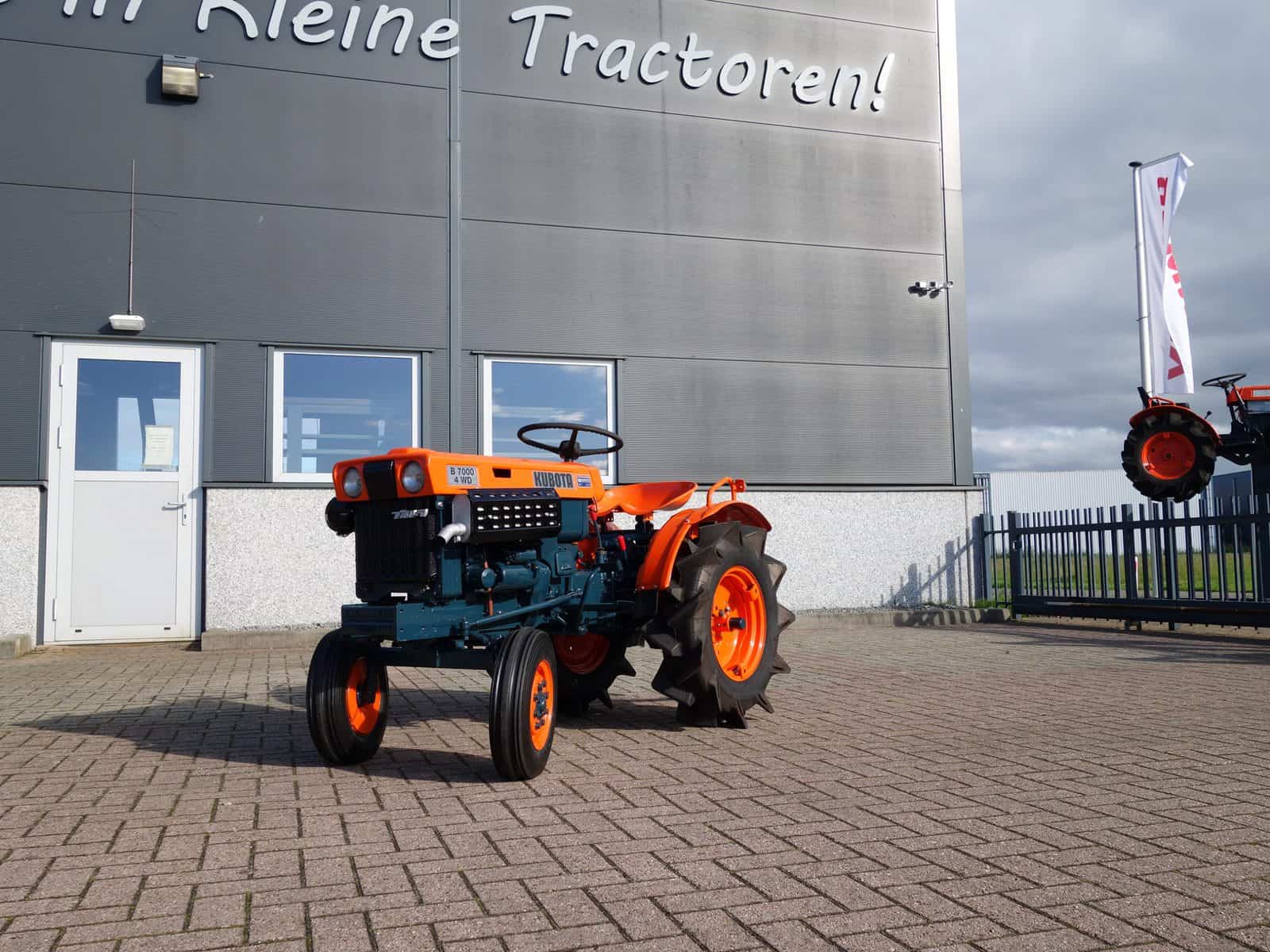 Kubota B7000 2wd - Afbeelding 18