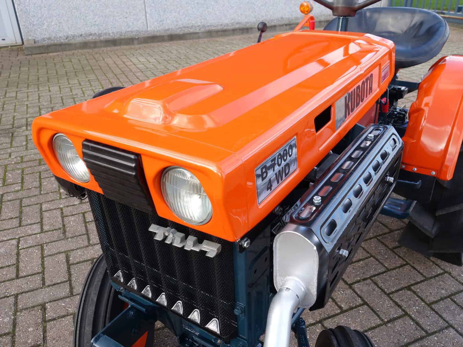 Kubota B7000 2wd - Afbeelding 4