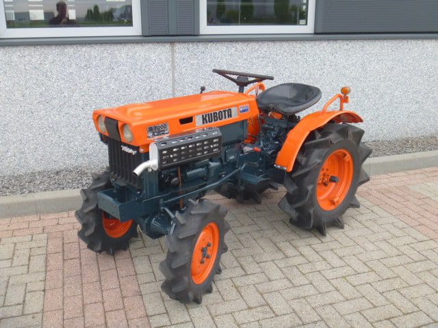 Kubota B7000 4wd