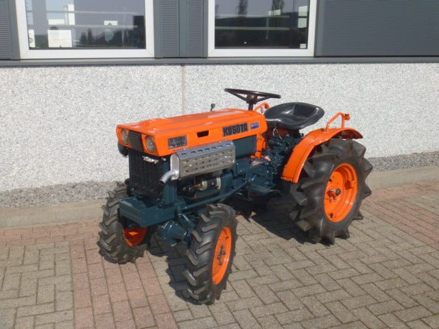 Kubota B7000 4wd