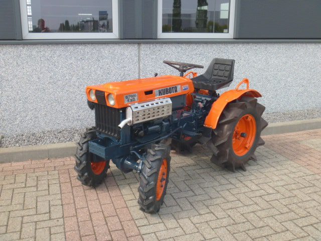 Kubota B7000 4wd