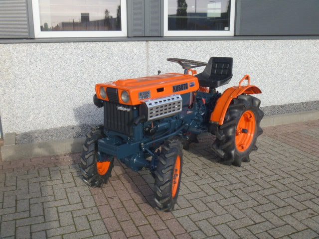 Kubota B7000 4wd