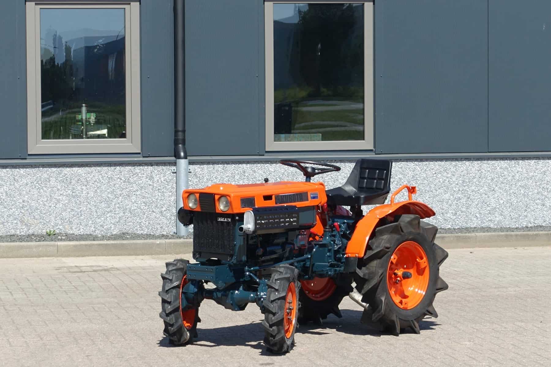Kubota B7000 4wd