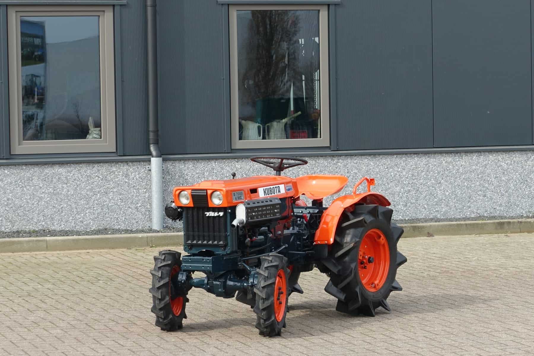Kubota B7000 4wd