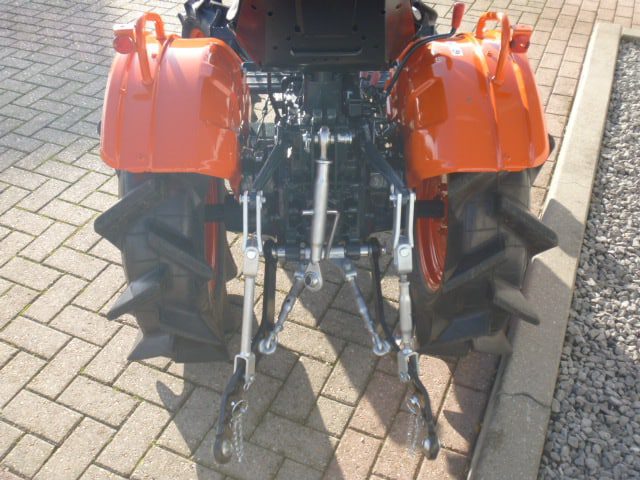 Kubota B7000 4wd - Afbeelding 10