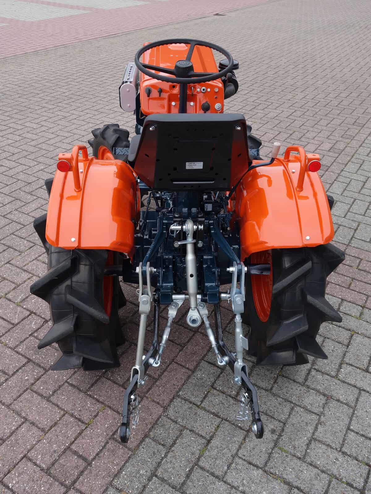 Kubota B7000 4wd - Afbeelding 10