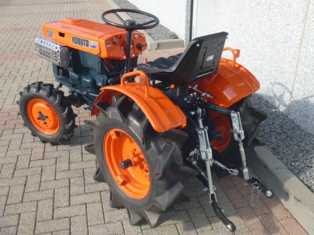 Kubota B7000 4wd - Afbeelding 10