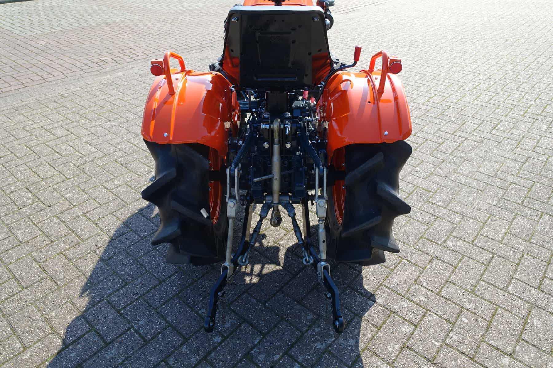 Kubota B7000 4wd - Afbeelding 11