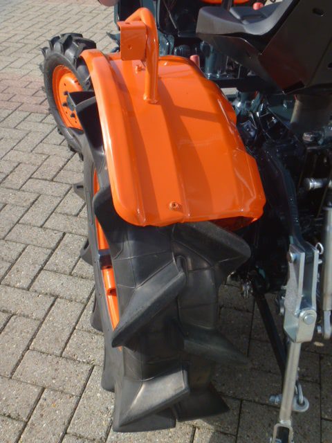 Kubota B7000 4wd - Afbeelding 14