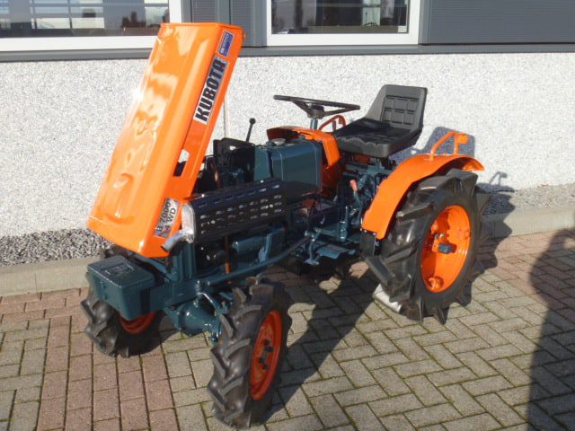 Kubota B7000 4wd - Afbeelding 14