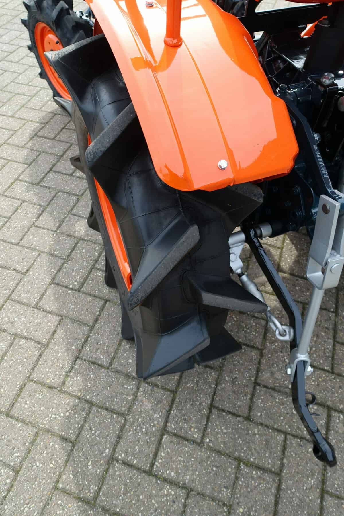 Kubota B7000 4wd - Afbeelding 14