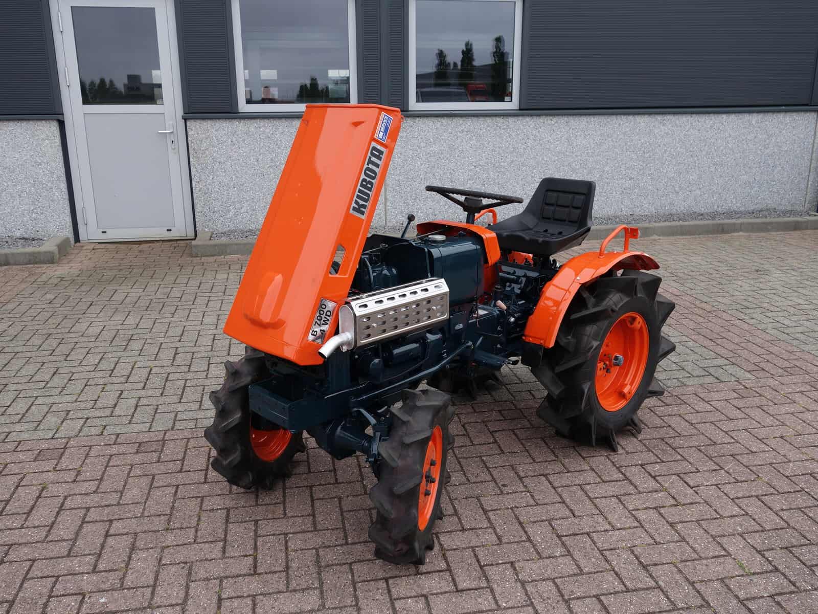Kubota B7000 4wd - Afbeelding 15