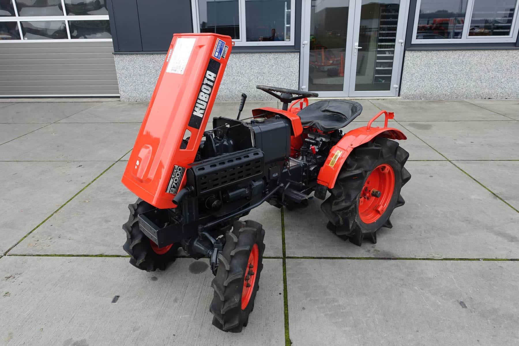 Kubota B7000 4wd - Afbeelding 16