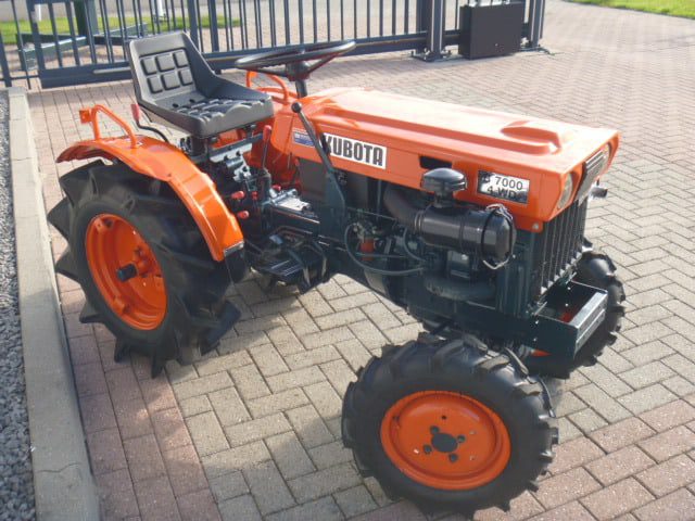 Kubota B7000 4wd - Afbeelding 2