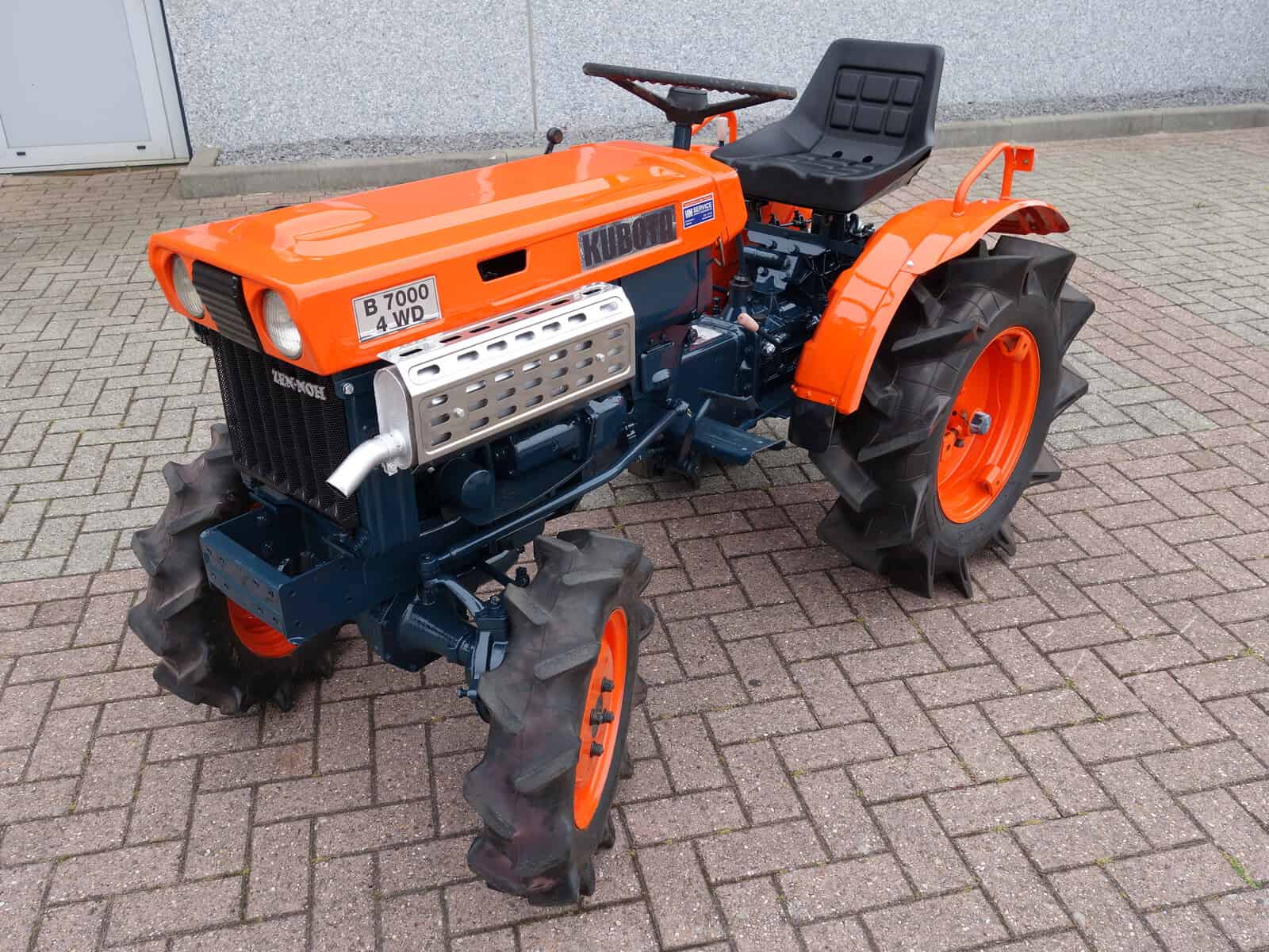 Kubota B7000 4wd - Afbeelding 3