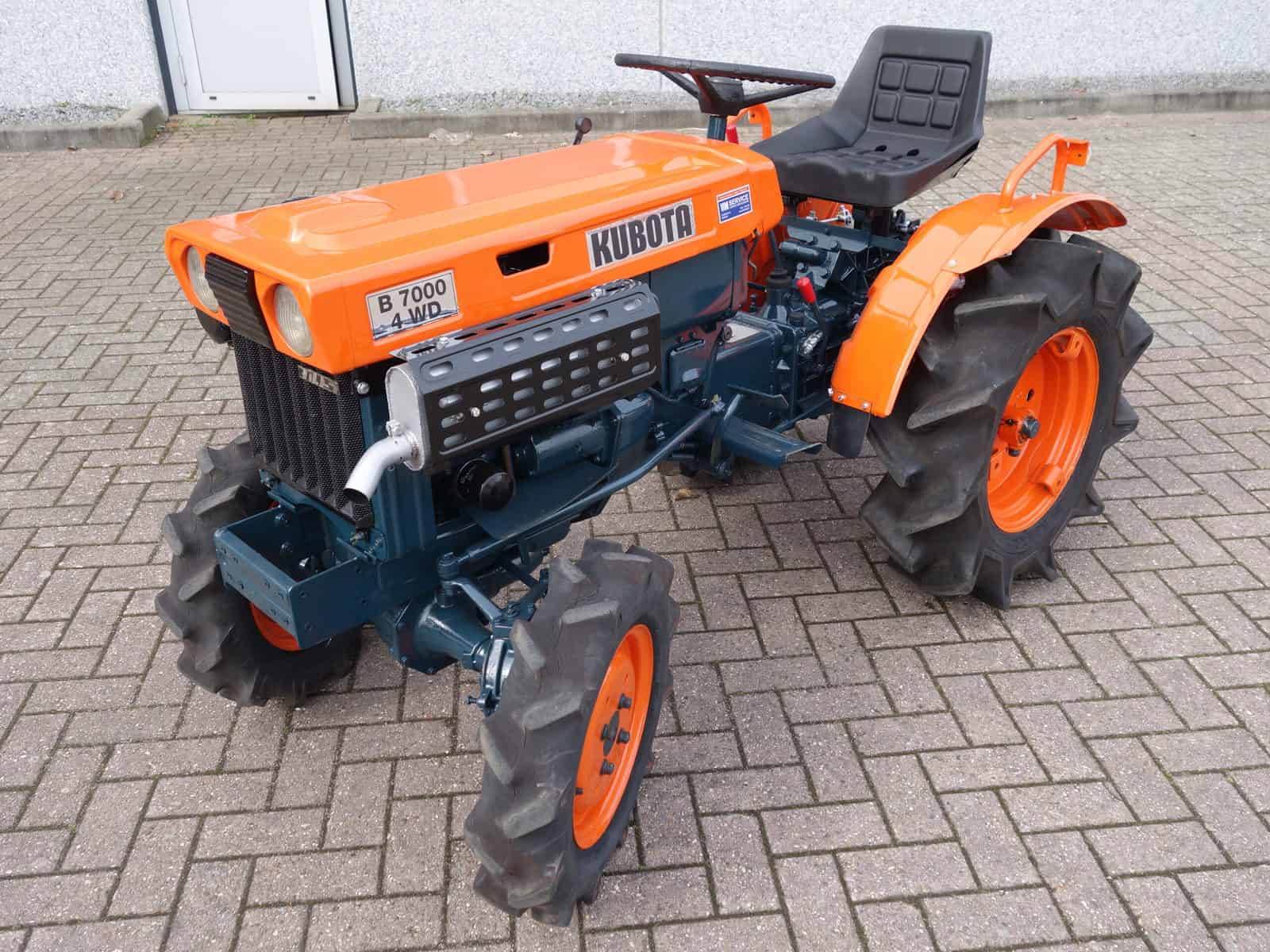 Kubota B7000 4wd - Afbeelding 3