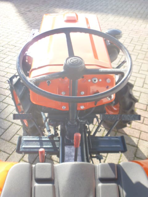 Kubota B7000 4wd - Afbeelding 8