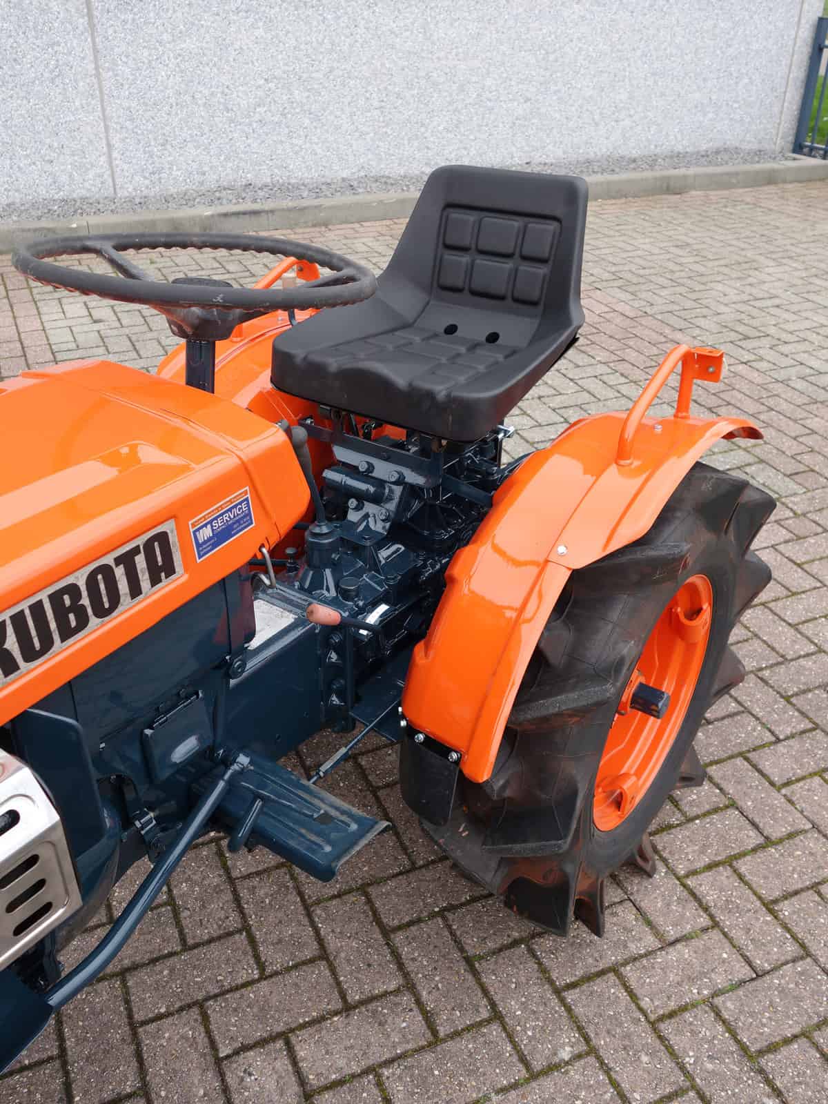 Kubota B7000 4wd - Afbeelding 8