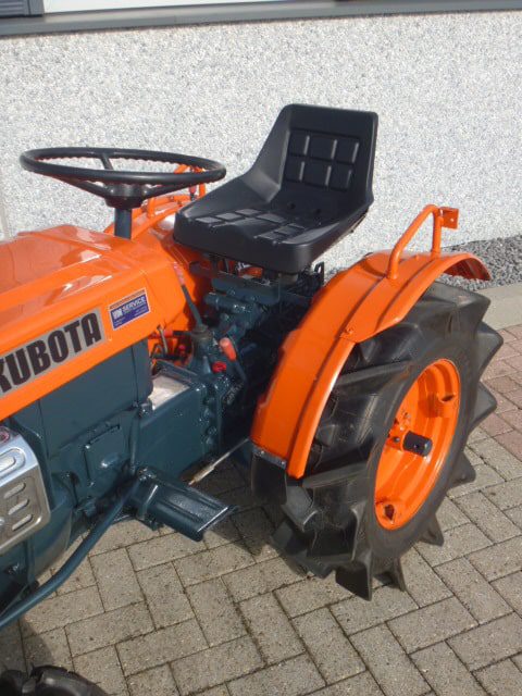 Kubota B7000 4wd - Afbeelding 8