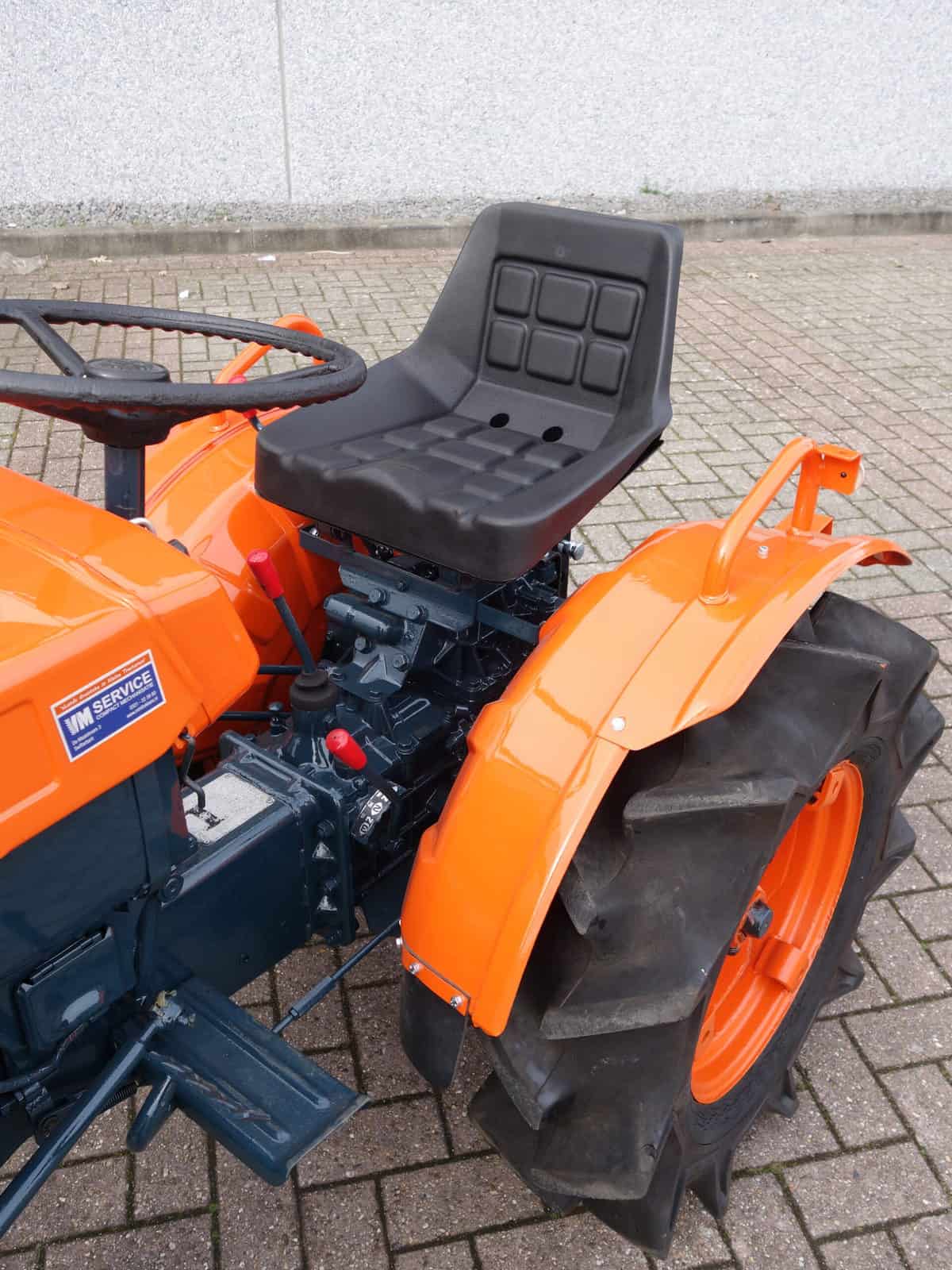 Kubota B7000 4wd - Afbeelding 8