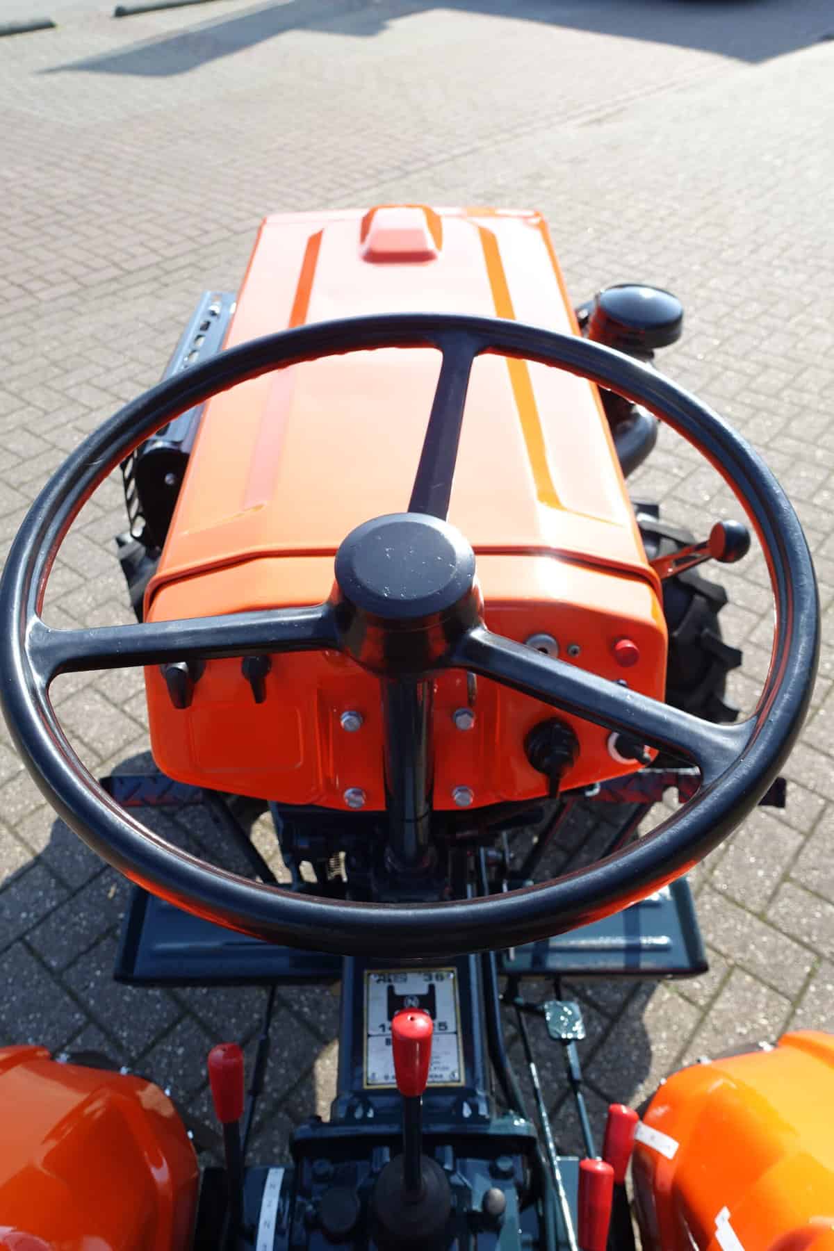 Kubota B7000 4wd - Afbeelding 8