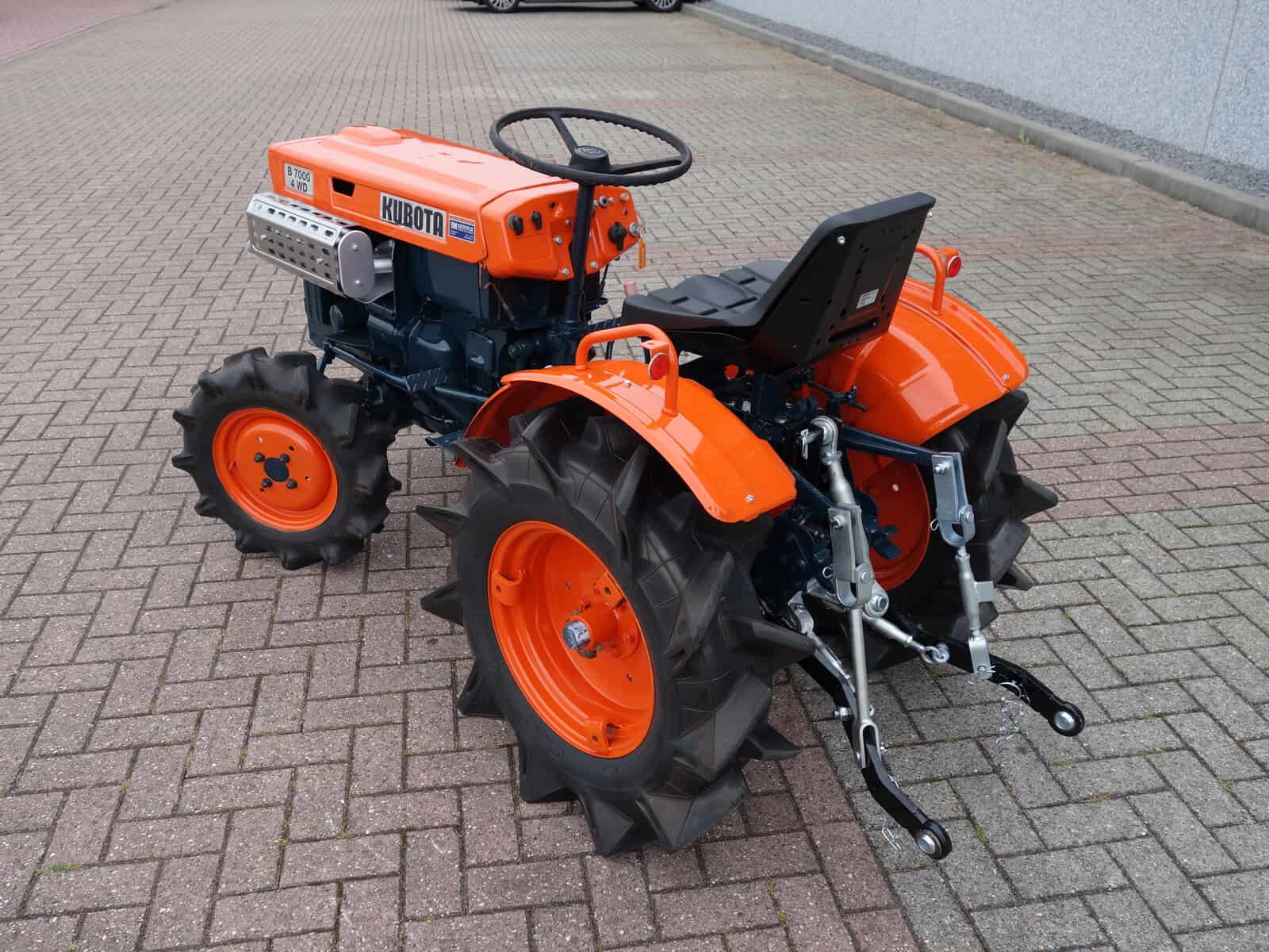 Kubota B7000 4wd - Afbeelding 9