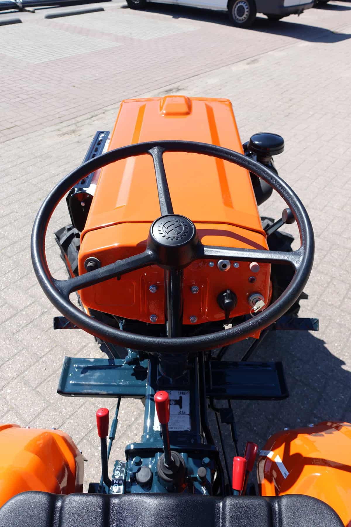 Kubota B7000 4wd - Afbeelding 9