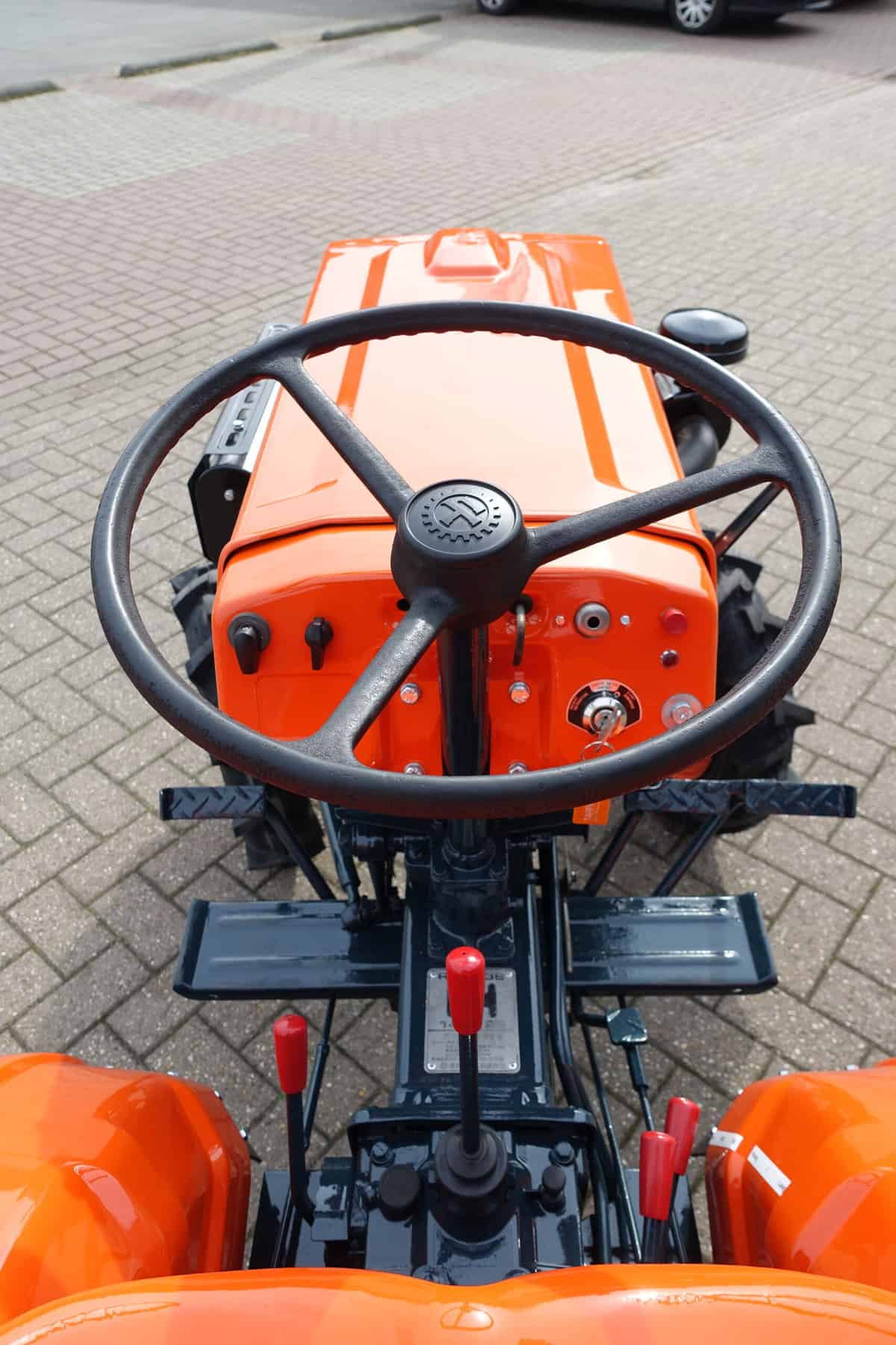 Kubota B7000 4wd - Afbeelding 9