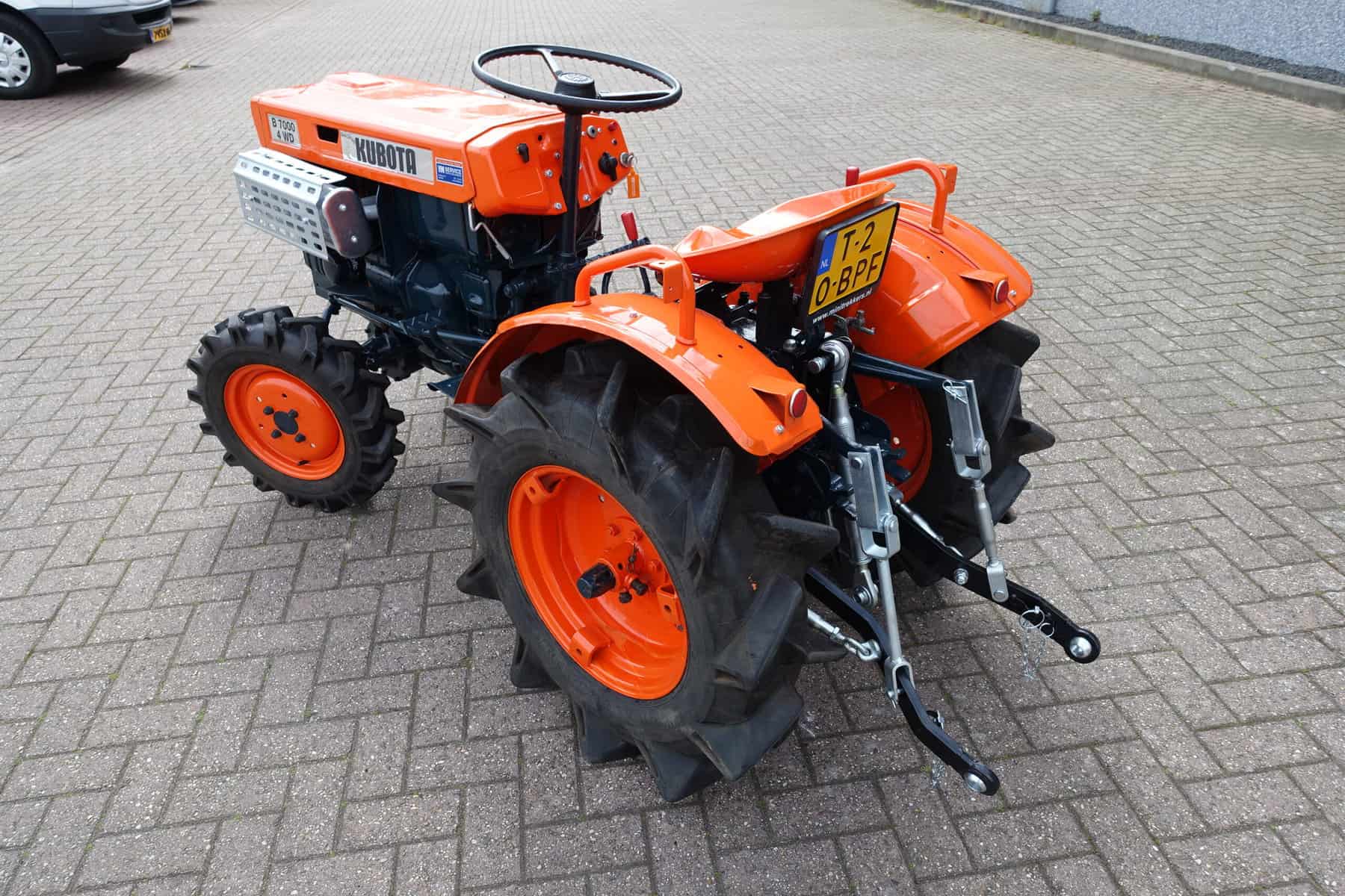 Kubota B7000 4wd - Afbeelding 9