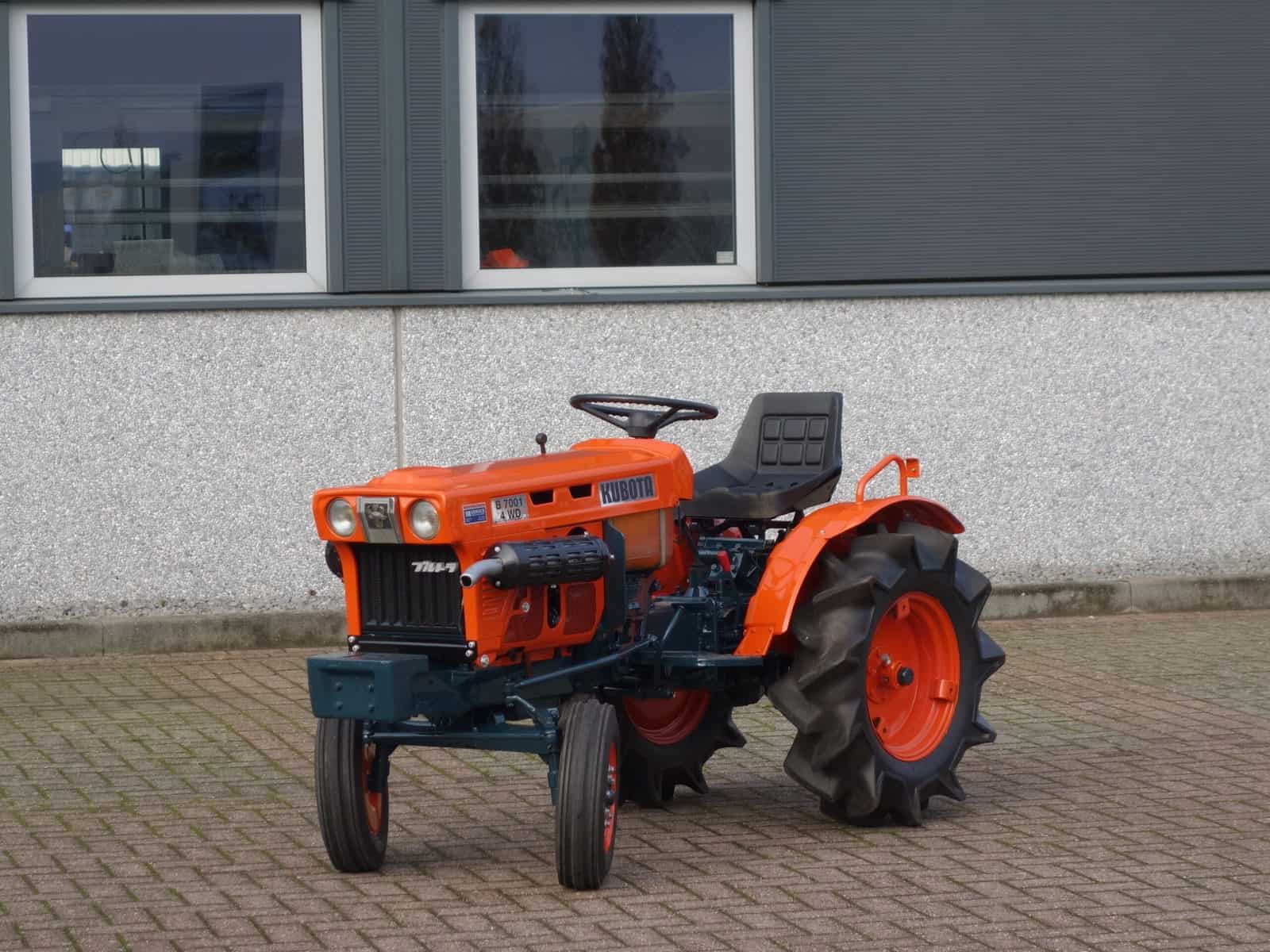 Kubota B7001 2wd